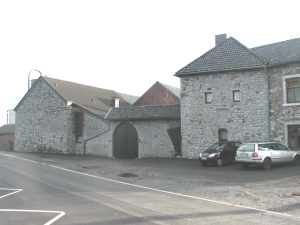 Münsterländer Bauernhof mit Bruchstein-Mauerwerk